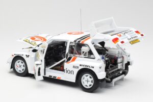 MG Metro 6R4 #8 P. Eklund / D. Whittock Rally Finland 1986 Sun Star 1:18 5536 Métal — image 5 sur 8
