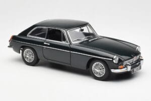 MGB GT Mk2 Coupe Racing Vert AUTOart 1:18 76602 Métal — image 6 sur 8
