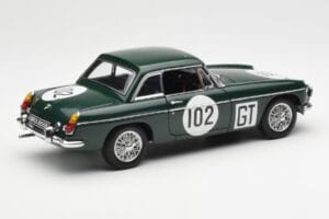 MGB GT Mk2 Nurburgring Vert AUTOart 1:18 86781 Métal — image 3 sur 8