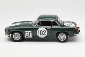 MGB GT Mk2 Nurburgring Vert AUTOart 1:18 86781 Métal — image 4 sur 8