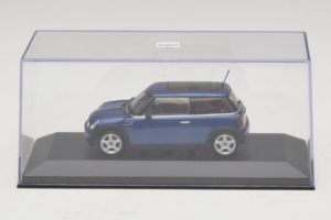 Mini Cooper Bleu Minichamps 1:43 MINI009 Métal — image 4 sur 5
