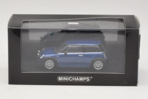Mini Cooper One R50 Aero Bleu Minichamps 1:43 431138270 Métal — image 4 sur 4