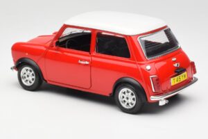 Mini Cooper Rouge Bburago 1:18 3379 Métal — image 7 sur 8
