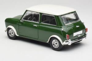 Mini Cooper S British Racing Vert & Old English Blanc Solido 1:18 8021 Métal — image 7 sur 8