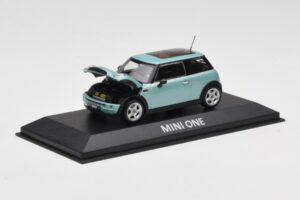 Mini One R50 Vert Clair Avec Toit Vert Clair Minichamps 1:43 MINI003 Métal — image 2 sur 4