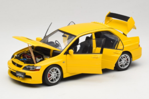 Mitsubishi Lancer Evolution IX GSR Jaune AUTOart 1:18 77192 Métal — image 2 sur 8