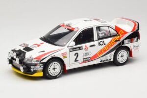 Mitsubishi Carisma GT Group N2 R. Burns / R. Reid RAC Rally 1997 Blanc Otto 1:18 OT1192 Résine