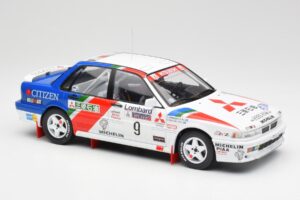 Mitsubishi Galant VR-4 #9 K. Eriksson / S. Parmander RAC Rally 1990 IXO 1:18 18RMC192A Métal — image 4 sur 6