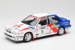 Mitsubishi Galant VR-4 #9 K. Eriksson / S. Parmander RAC Rally 1990 IXO 1:18 18RMC192A Métal