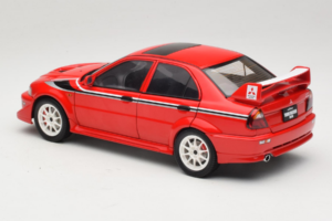 Mitsubishi Lancer Evo VI Tommi Makinen Edition Rouge AUTOart 1:18 77156 Métal — image 7 sur 8