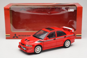 Mitsubishi Lancer Evo VI Tommi Makinen Edition Rouge AUTOart 1:18 77156 Métal — image 8 sur 8
