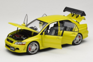 Mitsubishi Lancer Evo VII Mustard Yellow AUTOart 1:18 77166 Métal — image 2 sur 8