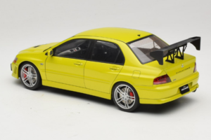 Mitsubishi Lancer Evo VII Mustard Yellow AUTOart 1:18 77166 Métal — image 5 sur 8