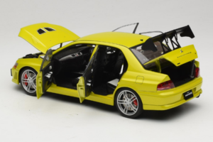 Mitsubishi Lancer Evo VII Mustard Yellow AUTOart 1:18 77166 Métal — image 7 sur 8