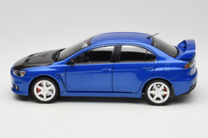 Mitsubishi Lancer Evolution X Bleu OEM 1:18 MLE01 Métal — image 4 sur 8