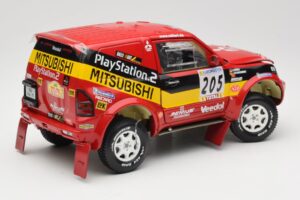 Mitsubishi Pajero Rallye Raid #205 Paris-Dakar Rally 2001 Solido 1:18 9022 Métal — image 3 sur 8
