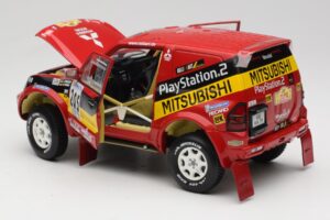 Mitsubishi Pajero Rallye Raid #205 Paris-Dakar Rally 2001 Solido 1:18 9022 Métal — image 5 sur 8
