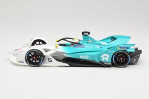 NIO 004 Team NIO #16 O. Turvey Formula E Season 5 2019 Minichamps 1:18 114180016 Métal — image 3 sur 6