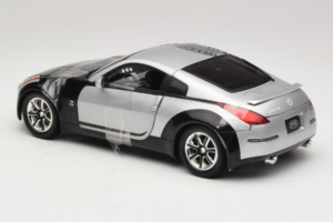 Nissan 350Z Fast & Furious Tokyo Drift Joyride 1:18 53608A Métal — image 5 sur 6