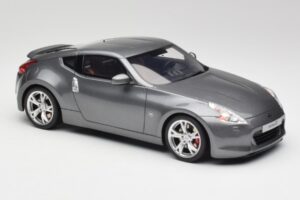 Nissan 370Z Z34 Gun Metallic Otto 1:18 OT465 Résine — image 4 sur 6
