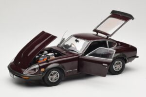 Nissan Fairlady 240Z-G S30 Bordeaux Kyosho 1:18 08212M Métal — image 2 sur 8