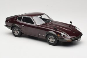 Nissan Fairlady 240Z-G S30 Bordeaux Kyosho 1:18 08212M Métal — image 6 sur 8
