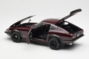 Nissan Fairlady 240ZG Marron Kyosho 1:18 08217M Métal — image 5 sur 8