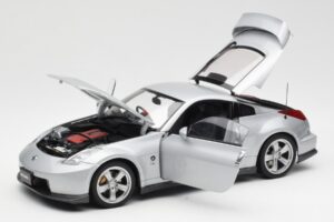 Nissan Fairlady Z Z34 NISMO Type 380RS Argent AUTOart 1:18 77401 Métal — image 2 sur 8