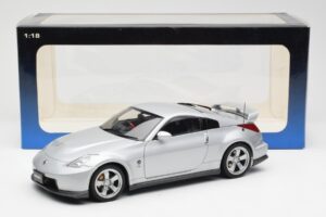 Nissan Fairlady Z Z34 NISMO Type 380RS Argent AUTOart 1:18 77401 Métal — image 8 sur 8
