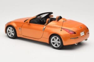Nissan Fairlady Z Z33 Roadster Sunset Orange AUTOart 1:18 77377 Métal — image 7 sur 8