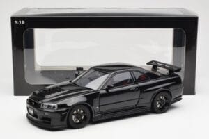 Nissan Skyline GT-R R34 NISMO Z-Tune Noir AUTOart 1:18 77355 Métal — image 8 sur 8