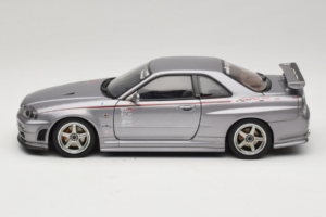 Nissan Skyline GT-R R34 Nismo S-Tune Argent AUTOart 1:18 77358 Métal — image 4 sur 8
