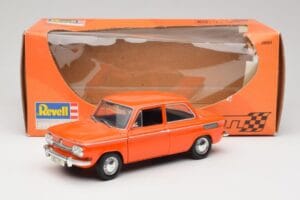 NSU 1000 TT Orange Revell 1:18 08884 Métal — image 8 sur 8