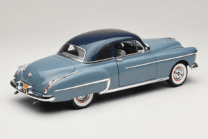 Oldsmobile 88 Bleu Grease Auto World 1:18 AWSS103/06 Métal — image 3 sur 8
