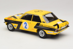 Opel Ascona A #2 W. Rohrl / C. Geistdorfer Rally Acropolis 1975 MCG 1:18 MCG18344R Métal — image 5 sur 6