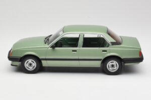 Opel Ascona C Metallic Light Green MCG 1:18 MCG18458 Métal — image 3 sur 6