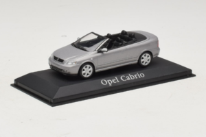 Opel Astra G Cabriolet Grey Metallic Minichamps 1:43 ASTRA001 Métal — image 2 sur 4