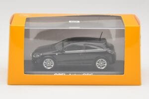 Opel Astra H OPC Noir Minichamps 1:43 90399890 Métal — image 4 sur 4