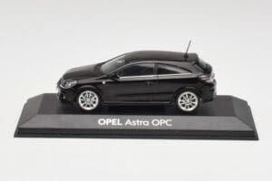Opel Astra H OPC Noir Minichamps 1:43 90399890 Métal