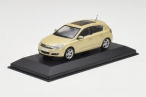Opel Astra H Jaune Métallisé Minichamps 1:43 403043003 Métal — image 2 sur 4