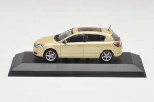 Opel Astra H Jaune Métallisé Minichamps 1:43 403043003 Métal