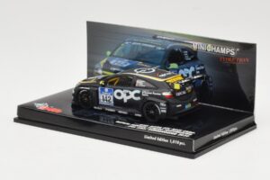Opel Astra OPC #142 Rathje / Bueler / Scharf / Hoffmeister 24 Hours Nurburgring 2010 Minichamps 1:43 437104142 Métal — image 3 sur 4