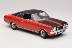 Opel Commodore GS/E Rouge Revell 1:18 8826 Métal — image 6 sur 8