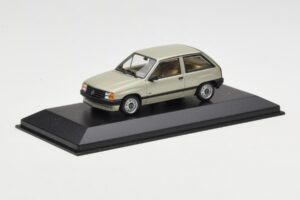 Opel Corsa A Swing Vert Minichamps 1:43 400045002 Métal — image 2 sur 4