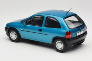 Opel Corsa B Blue Metallic MCG 1:18 MCG18514 Métal — image 5 sur 6