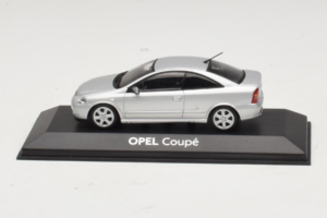 Opel Coupe Bertone Argent Minichamps 1:43 B24910027 Métal