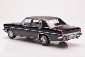 Opel Diplomat V8 Noir Norev 1:18 183687 Métal — image 5 sur 6