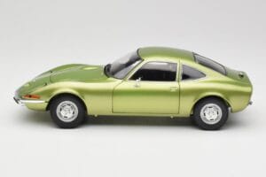 Opel GT Green Metallic Minichamps 1:18 180049029 Métal — image 4 sur 8