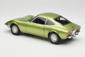Opel GT Green Metallic Minichamps 1:18 180049029 Métal — image 7 sur 8