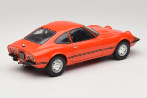 Opel GT/J Rouge Minichamps 1:18 180049028 Métal — image 3 sur 8